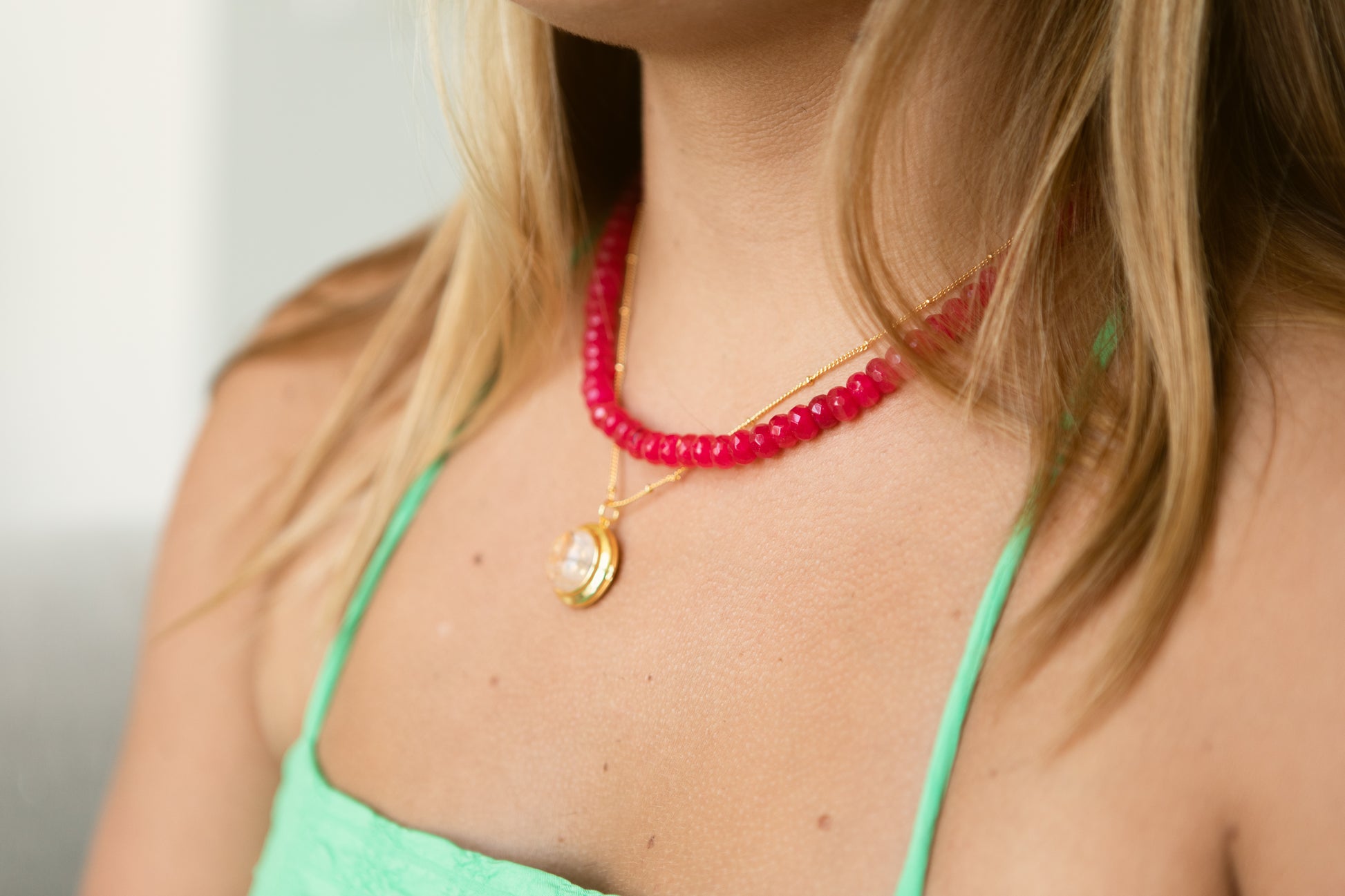 MAGENTA JADE image 0